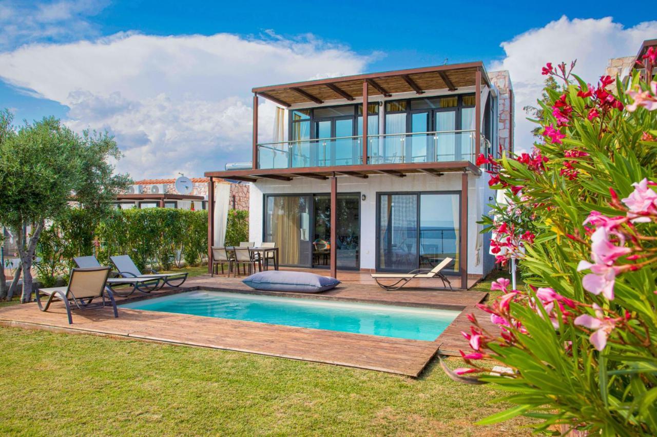 Kalma Villa Ena Неа Мудания Екстериор снимка