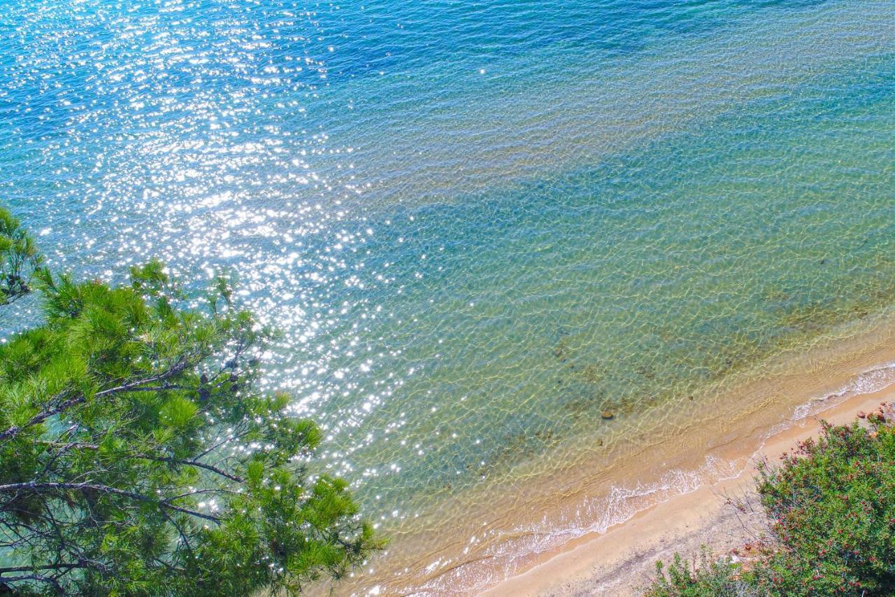 Kalma Villa Ena Неа Мудания Екстериор снимка